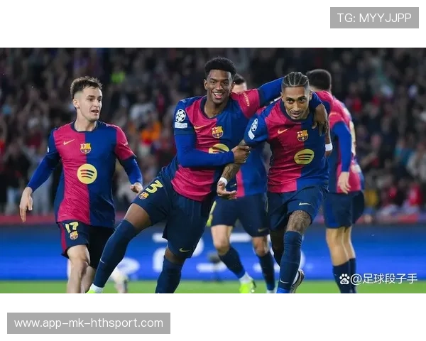 巴萨左右路联动形成绝佳斜塞，重新定义进攻艺术